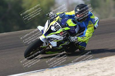 media/Sep-20-2025-TrackDaz (Sat) [[27f0cde673]]/A Group/11am (Turn 2)/